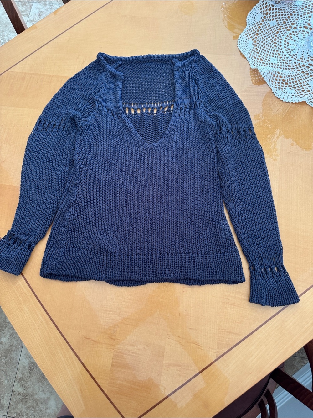 Women's Navy Open-Knit V-Neck Sweater size s